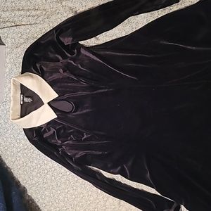 Hot topic black velvet long sleeve dress plus sized 2 2xl
